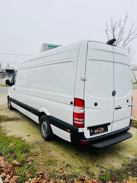 MERCEDES SPRINTER